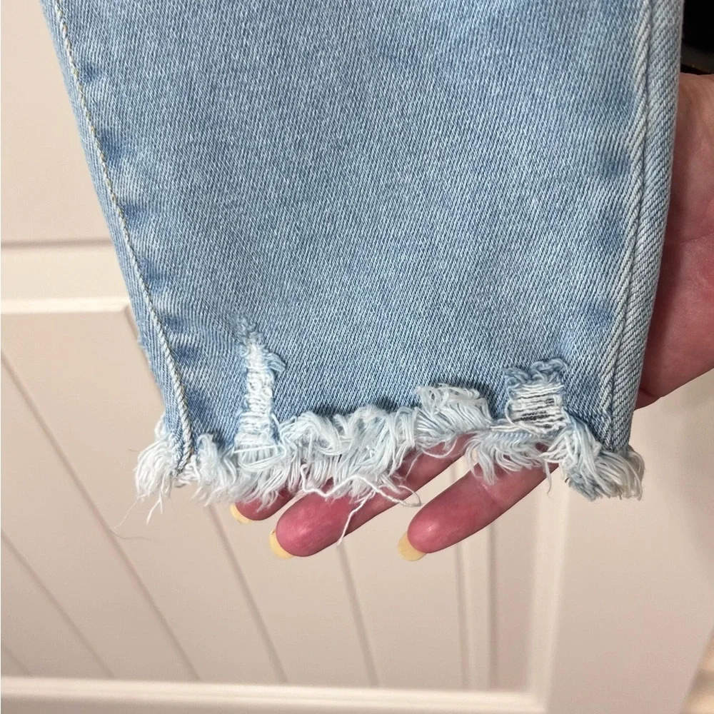 KANCAN light wash denim high waist distressed skinny jeans,frayed hem size 9